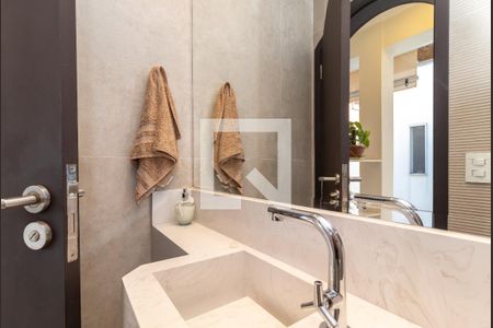 Casa à venda com 226m², 4 quartos e 2 vagasBanheiro 5