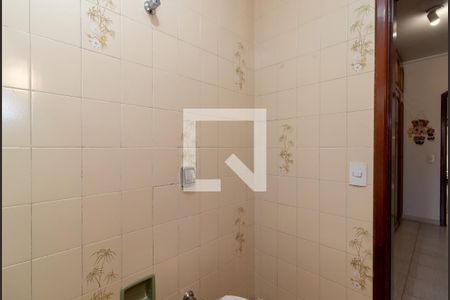 Casa à venda com 226m², 4 quartos e 2 vagasBanheiro da Suíte 2