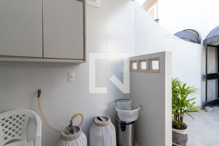 Casa à venda com 226m², 4 quartos e 2 vagasÁrea de Serviço