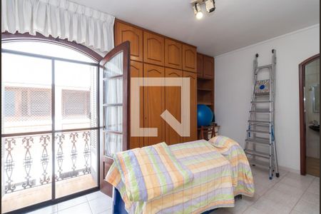 Casa à venda com 226m², 4 quartos e 2 vagasSuíte 3