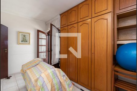 Casa à venda com 226m², 4 quartos e 2 vagasSuíte 3