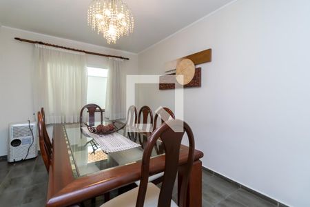 Casa à venda com 226m², 4 quartos e 2 vagasSala de Jantar