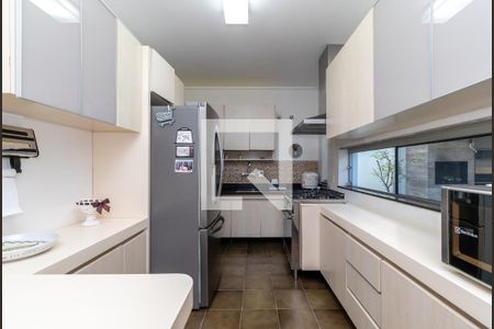 Casa à venda com 226m², 4 quartos e 2 vagasCozinha