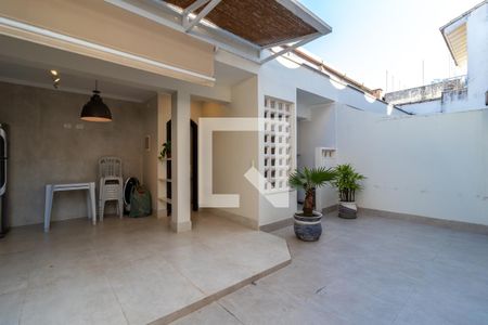 Casa à venda com 226m², 4 quartos e 2 vagasQuintal