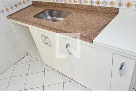 Apartamento à venda com 70m², 2 quartos e 1 vagaCozinha - Armários