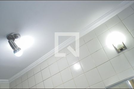 Apartamento à venda com 70m², 2 quartos e 1 vagaDetalhe do Banheiro 