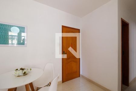 Apartamento à venda com 60m², 2 quartos e 1 vaga Apartamento à venda com 60m², 2 quartos e 1 vagaEntrada