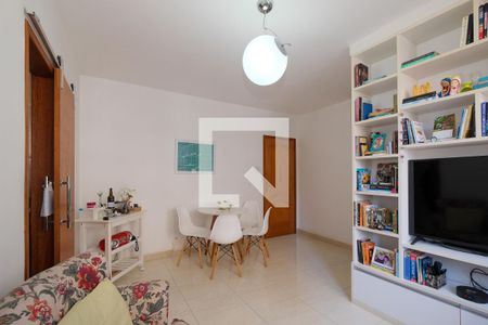 Apartamento à venda com 60m², 2 quartos e 1 vaga Apartamento à venda com 60m², 2 quartos e 1 vagaSala