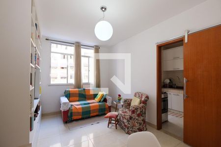 Apartamento à venda com 60m², 2 quartos e 1 vaga Apartamento à venda com 60m², 2 quartos e 1 vagaSala