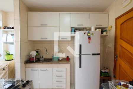 Apartamento à venda com 60m², 2 quartos e 1 vaga Apartamento à venda com 60m², 2 quartos e 1 vagaCozinha
