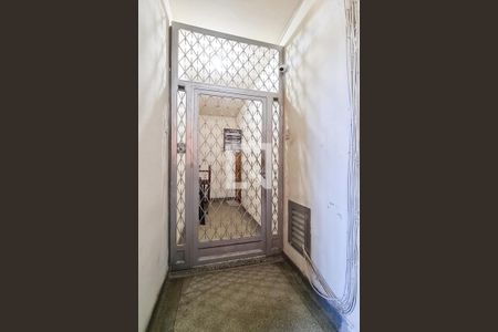 Apartamento para alugar com 80m², 2 quartos e 1 vagaEntrada