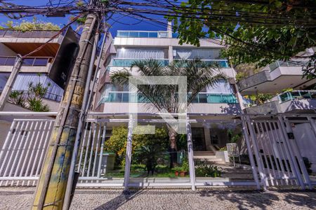 Apartamento à venda com 322m², 3 quartos e 4 vagasFachada