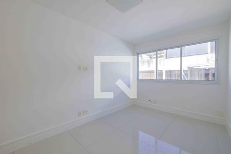Apartamento à venda com 322m², 3 quartos e 4 vagasSuíte 3