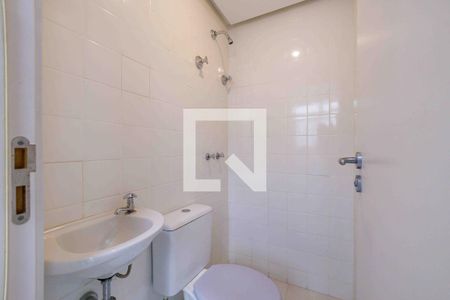 Apartamento à venda com 322m², 3 quartos e 4 vagasBanheiro de Serviço