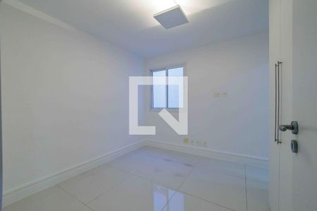Apartamento à venda com 322m², 3 quartos e 4 vagasSuíte 2