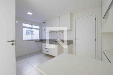 Apartamento à venda com 322m², 3 quartos e 4 vagasCozinha