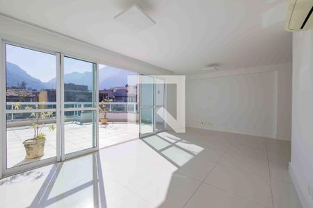 Apartamento à venda com 322m², 3 quartos e 4 vagasSala