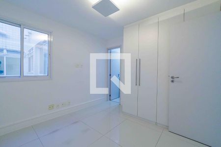 Apartamento à venda com 322m², 3 quartos e 4 vagasSuíte 2