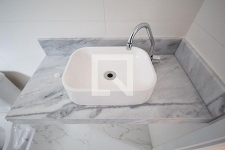 Casa de condomínio à venda com 67m², 2 quartos e 1 vagaBanheiro