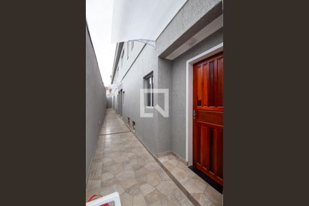 Casa de condomínio à venda com 67m², 2 quartos e 1 vagaEntrada