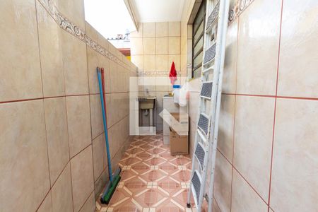 Casa à venda com 80m², 7 quartos e 1 vagaÁrea de Serviço