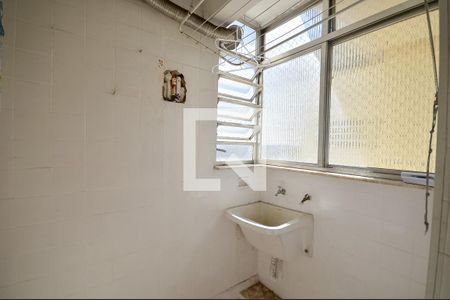 Apartamento à venda com 79m², 3 quartos e 1 vagaÁrea de Serviço