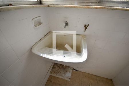 Apartamento à venda com 79m², 3 quartos e 1 vagaÁrea de Serviço