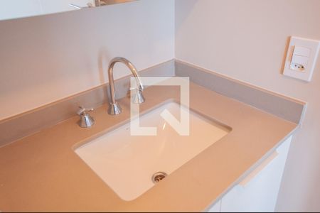 Apartamento para alugar com 64m², 2 quartos e 1 vaga Apartamento para alugar com 64m², 2 quartos e 1 vagaBanheiro da Suíte