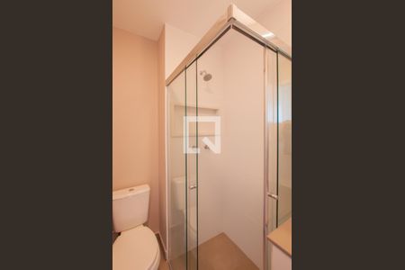 Apartamento para alugar com 64m², 2 quartos e 1 vaga Apartamento para alugar com 64m², 2 quartos e 1 vagaBanheiro da Suíte