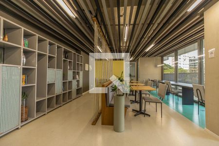 Apartamento para alugar com 64m², 2 quartos e 1 vagaCoworking