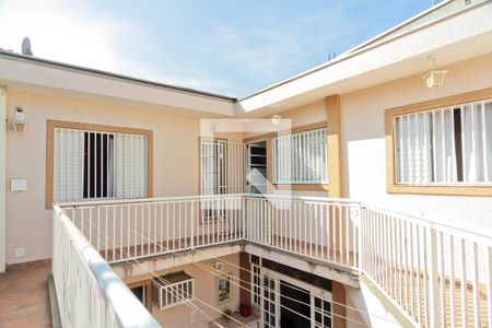 Casa à venda com 320m², 8 quartos e 3 vagas Casa à venda com 320m², 8 quartos e 3 vagasÁrea externa