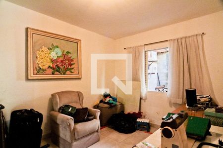 Casa à venda com 320m², 8 quartos e 3 vagas Casa à venda com 320m², 8 quartos e 3 vagasCasa 2 - quarto 1