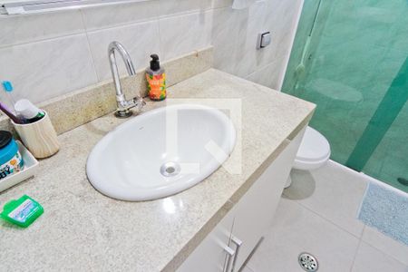 Casa à venda com 320m², 8 quartos e 3 vagas Casa à venda com 320m², 8 quartos e 3 vagasCasa 4 - banheiro