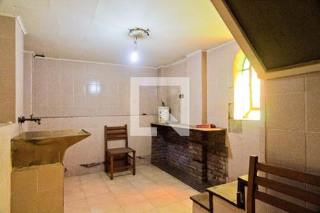 Casa à venda com 320m², 8 quartos e 3 vagas Casa à venda com 320m², 8 quartos e 3 vagasÁrea de serviço