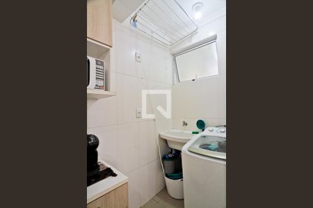 Casa à venda com 320m², 8 quartos e 3 vagas Casa à venda com 320m², 8 quartos e 3 vagasCasa 4 - Área de serviço