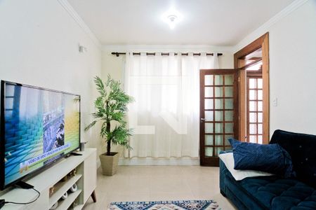 Casa à venda com 320m², 8 quartos e 3 vagas Casa à venda com 320m², 8 quartos e 3 vagasCasa 3 - sala