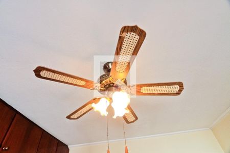 Casa à venda com 320m², 8 quartos e 3 vagas Casa à venda com 320m², 8 quartos e 3 vagasQuarto 3