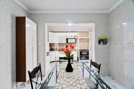 Casa à venda com 320m², 8 quartos e 3 vagas Casa à venda com 320m², 8 quartos e 3 vagasCasa 3 - cozinha