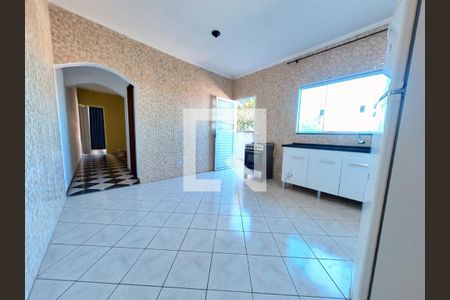 Casa para alugar com 80m², 2 quartos e sem vaga Casa para alugar com 80m², 2 quartos e sem vagaCozinha