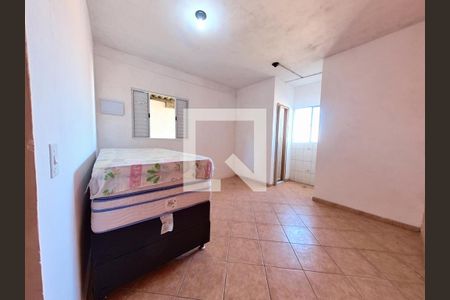 Casa para alugar com 80m², 2 quartos e sem vaga Casa para alugar com 80m², 2 quartos e sem vagaQuarto