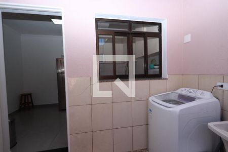 Casa à venda com 93m², 3 quartos e 3 vagasLavanderia