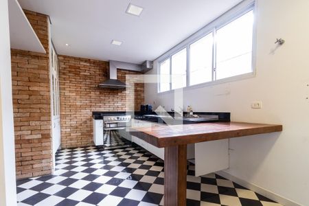 Casa à venda com 412m², 3 quartos e 3 vagas Casa à venda com 412m², 3 quartos e 3 vagasCozinha