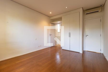 Quarto 1 de casa à venda com 3 quartos, 412m² em Jardim Paulista, São Paulo