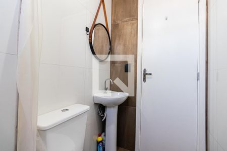 Apartamento para alugar com 42m², 2 quartos e sem vagaBanheiro