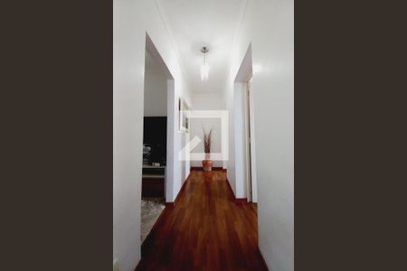 Corredor  de apartamento à venda com 2 quartos, 82m² em Jardim Guarani, Campinas