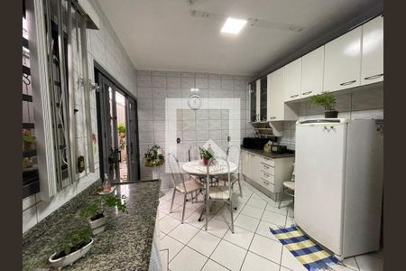 Casa à venda com 3 quartos, 227m² em Jardim Nova Europa, Campinas