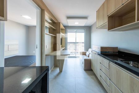 Sala/Cozinha de apartamento para alugar com 1 quarto, 28m² em Vila Tolstoi, São Paulo