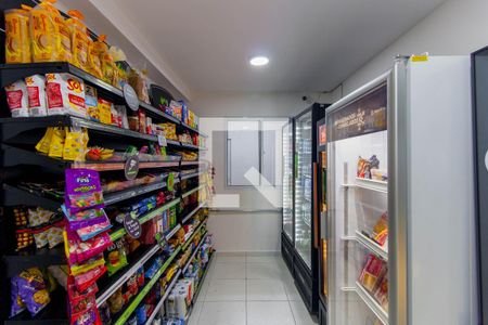 Apartamento para alugar com 28m², 1 quarto e sem vagaÁrea comum - Mini Mercado