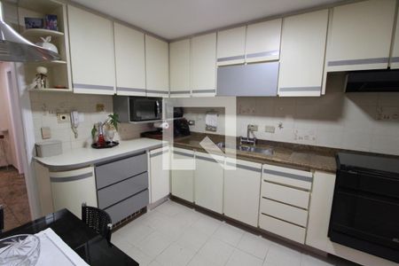 Apartamento à venda com 145m², 3 quartos e 3 vagasCozinha