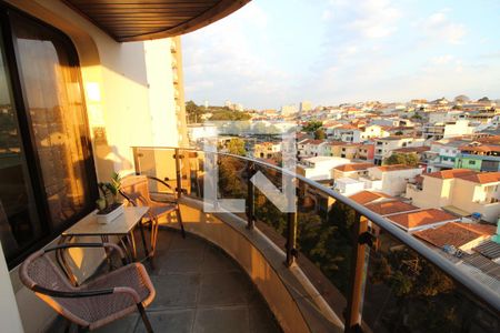 Apartamento à venda com 145m², 3 quartos e 3 vagasVaranda